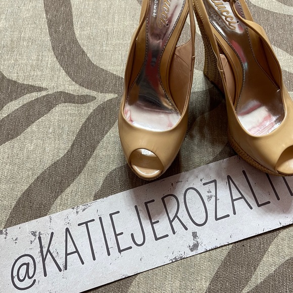 Gucci 38.5 shoes 👑* - Picture 2 of 10